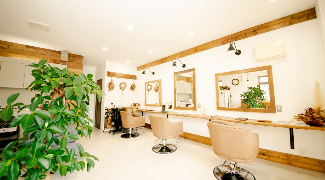 写真：店舗内観